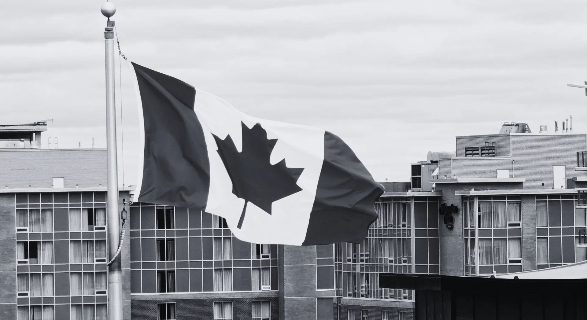 canada_flag_bw_1920w